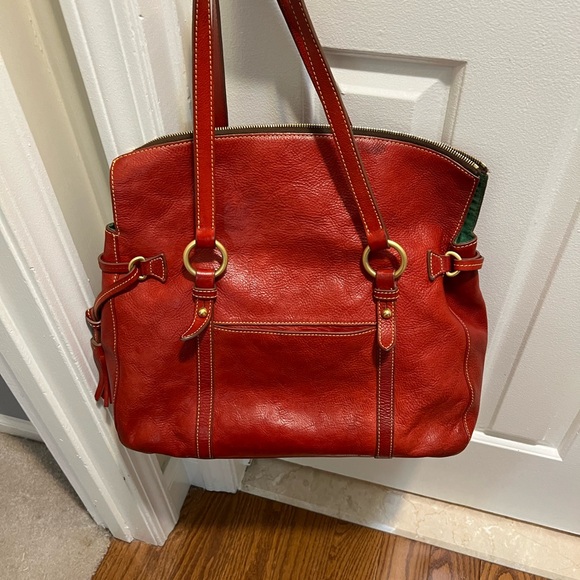 Dooney $Burke bag, Red . Love the size of this bag and all its pockets - Picture 4 of 6